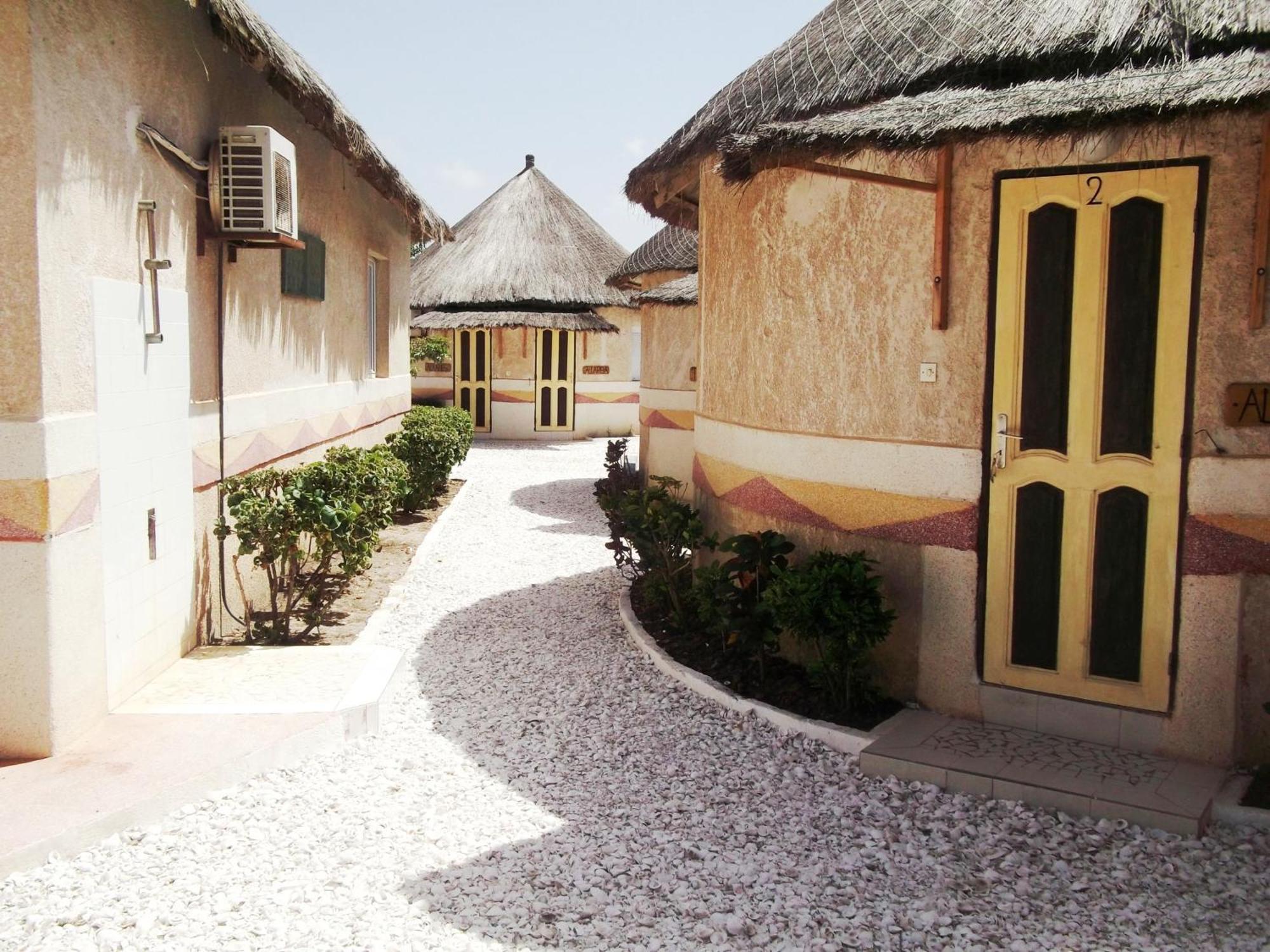 Le Chamama Hotel Niaga Bagian luar foto